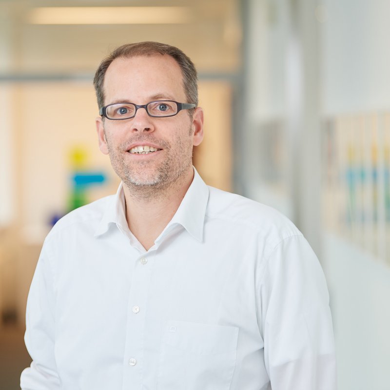 Portraitfoto Prof. Dr.-Ing. Stephan Görtz.  