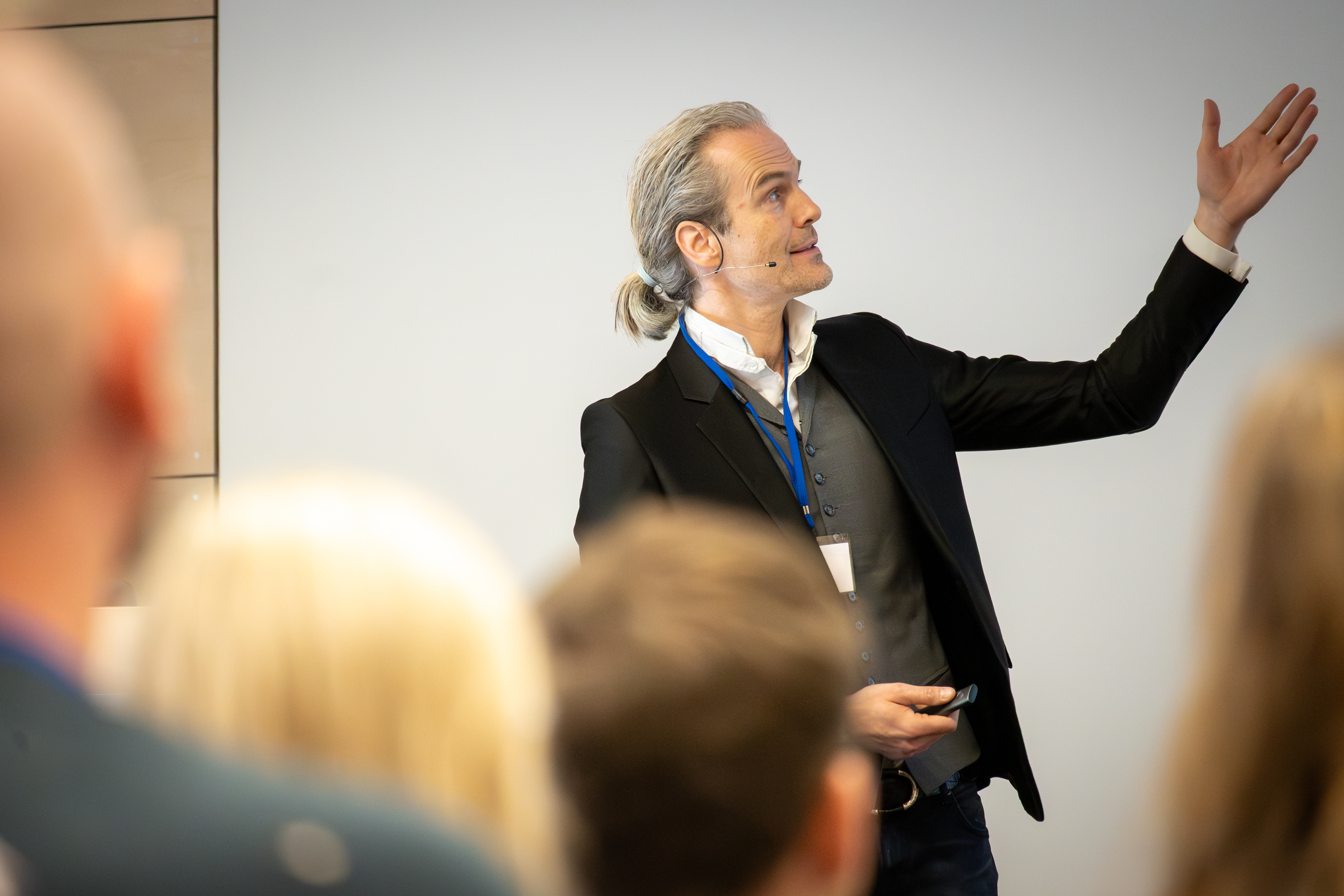 Dr. Malte Persike